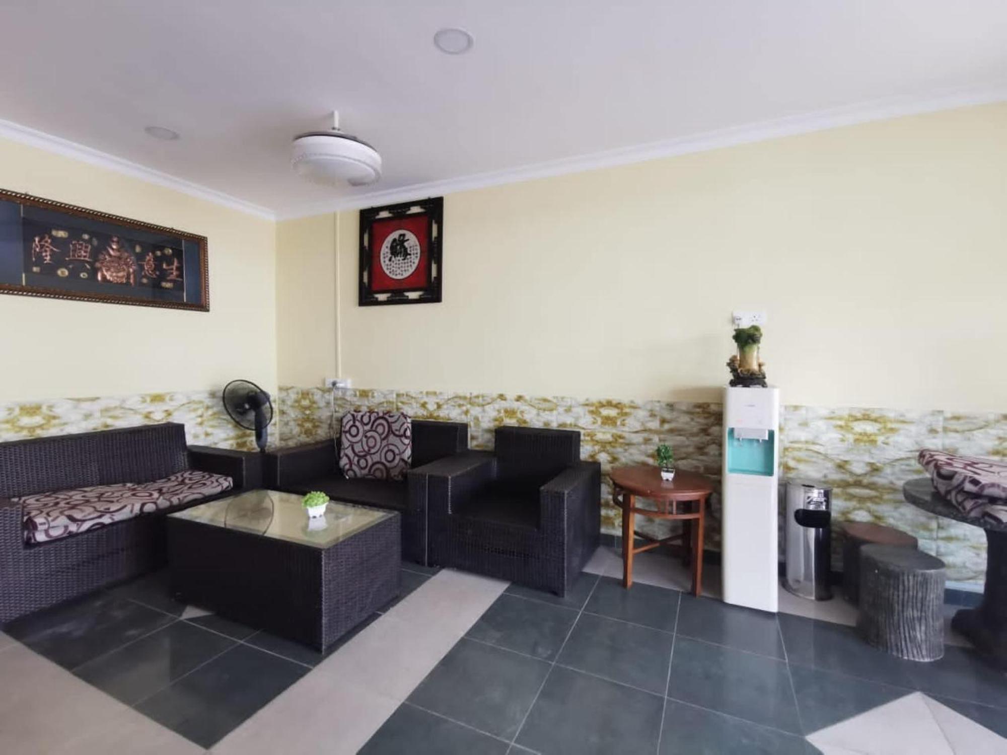 Super Oyo 90086 My Seven Days Inn Джохор-Бару Екстер'єр фото